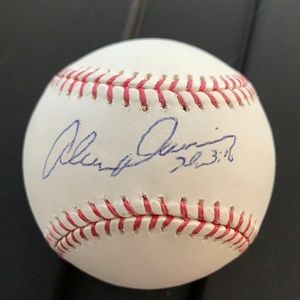 MYSTERY AUTOGRAPHED Baseball please read below 👇